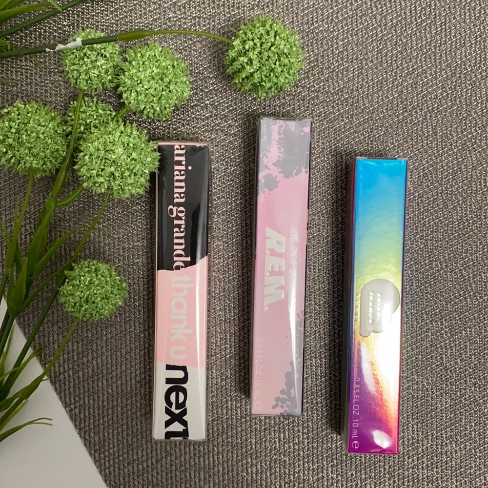 3 Ariana Grande Travel Size Perfumes
